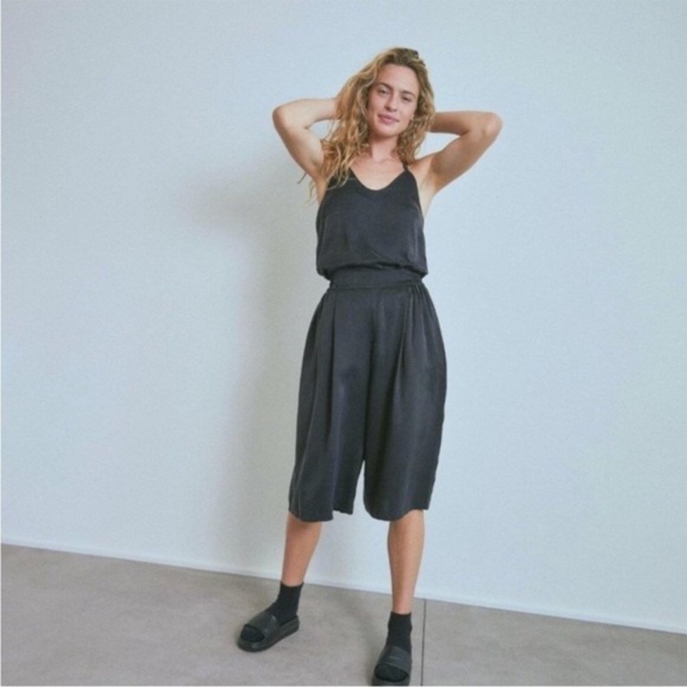 Lunya Washable Silk Crop Pants Wide Leg Black Womens Sz XS Lounge Pajamas - Picture 5 of 8